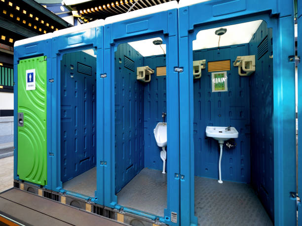 Best Luxury portable toilet rental  in Clovis, CA